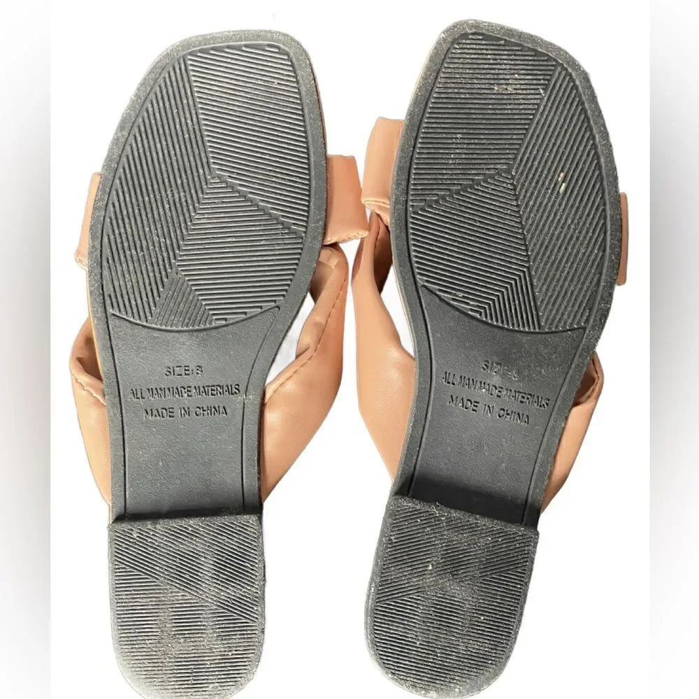 Sole Mates Pale Pink Knotted Slip On Flats with Square Toe (Size: 8)